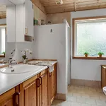 3 Bedroom Lovely In